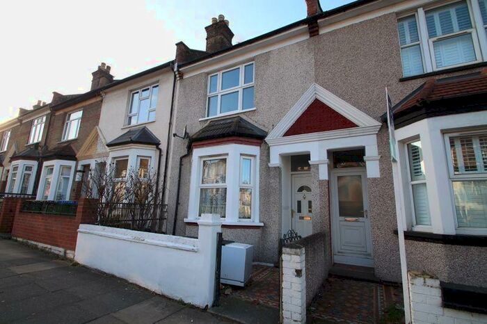 2 Bedroom Terraced House To Rent In Basildon Road, London, SE2