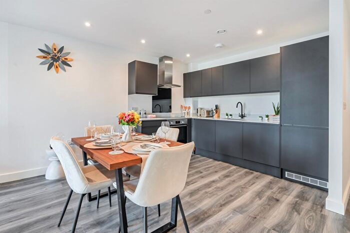 2 Bedroom Penthouse For Sale In Brunel Place, West Street, Maidenhead, SL6