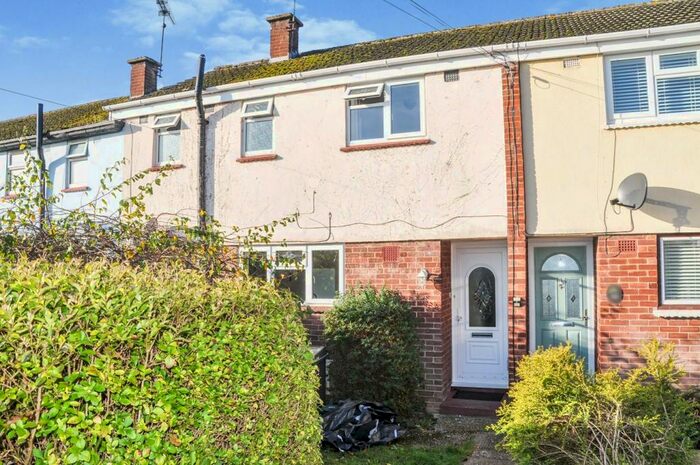 3 Bedroom Terraced House To Rent In Pines Road, Chelmsford, CM1