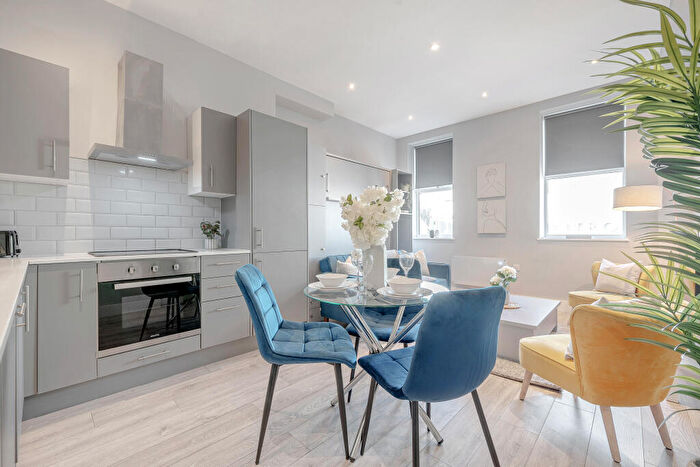 1 Bedroom Flat To Rent In Avenir Heights, Station Approach Road, Coulsdon, CR5