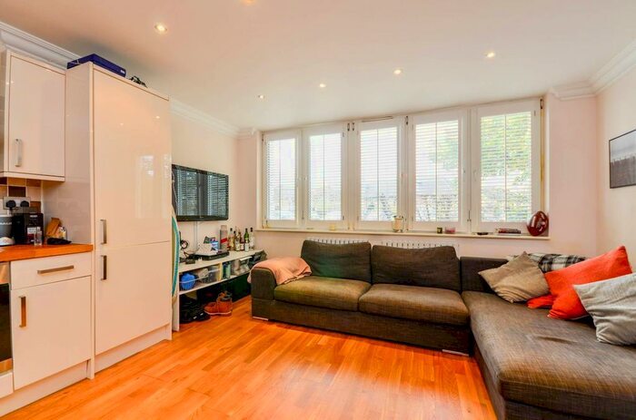 1 Bedroom Flat To Rent In Tom Williams House, Fulham, London, SW6
