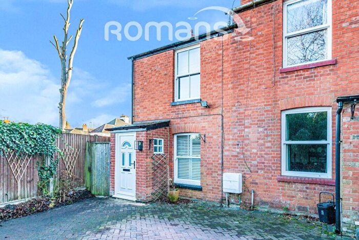 2 Bedroom Terraced House To Rent In Truss Hill Road, Ascot, SL5