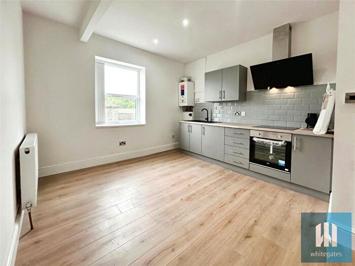 1 Bedroom Apartment To Rent In Willow Lane, Birkby, Huddersfield, HD1