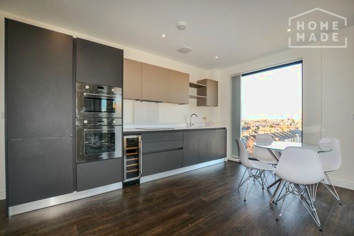 2 Bedroom Flat To Rent In Grafton Quarter, Croydon, CR0