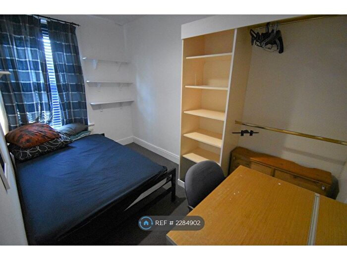 5 Bedroom Terraced House To Rent In Addington Road, Reading, RG1