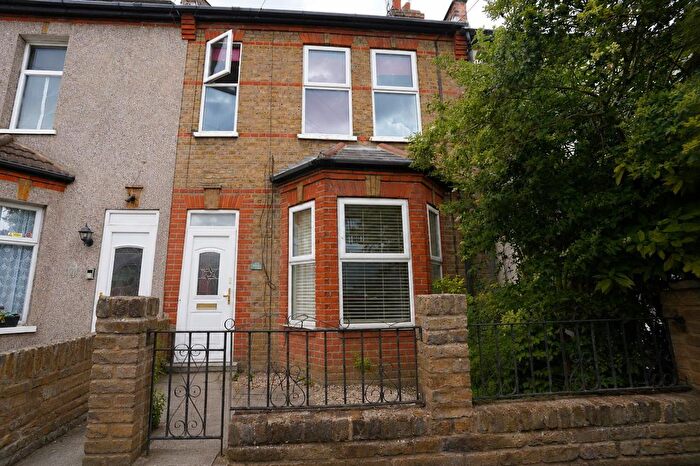 2 Bedroom Terraced House To Rent In Salisbury Avenue, Westcliff-On-Sea, SS0