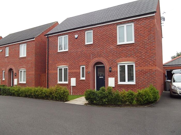 3 Bedroom Property To Rent In Vetchwood Gardens, Altrincham, WA14