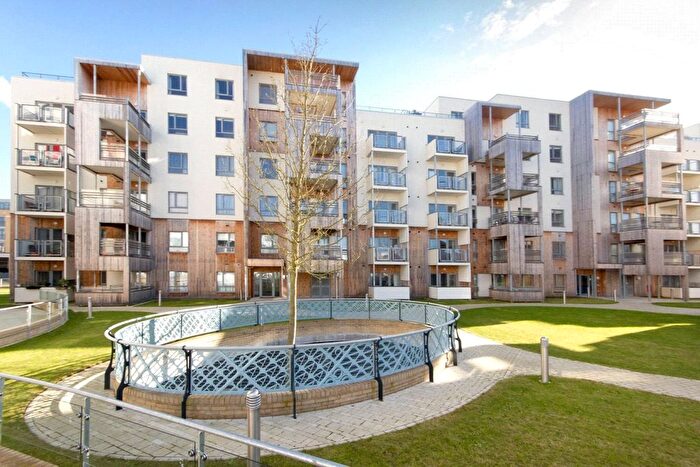 2 Bedroom Flat To Rent In Glenalmond Avenue, Cambridge, Cambridgeshire, CB2