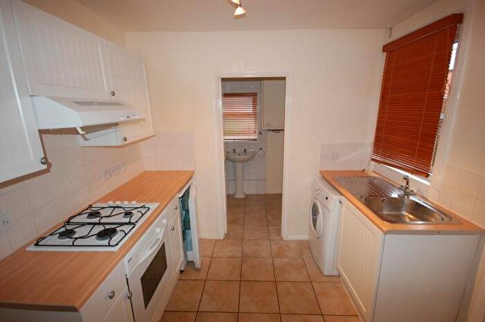1 Bedroom Flat To Rent In Belmont Road, Reading, RG30