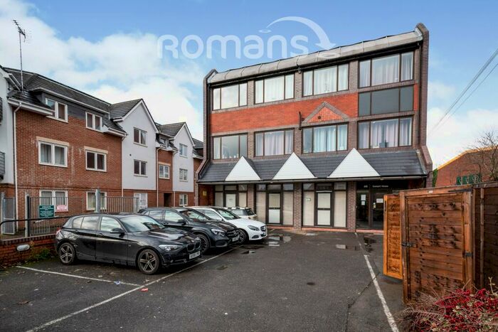 Apartment To Rent In Consort House Fleet, GU51