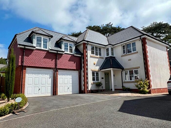 5 Bedroom Detached House For Sale In Llys Y Fedwen, Coity, Bridgend County Borough, CF35