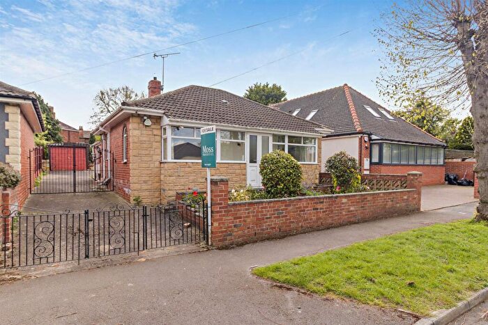 2 Bedroom Detached Bungalow For Sale In The Grove, Doncaster, DN2
