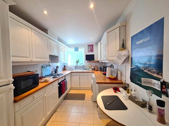 2 Bedroom Apartment To Rent In Haven Road, Canford Cliffs, BH13