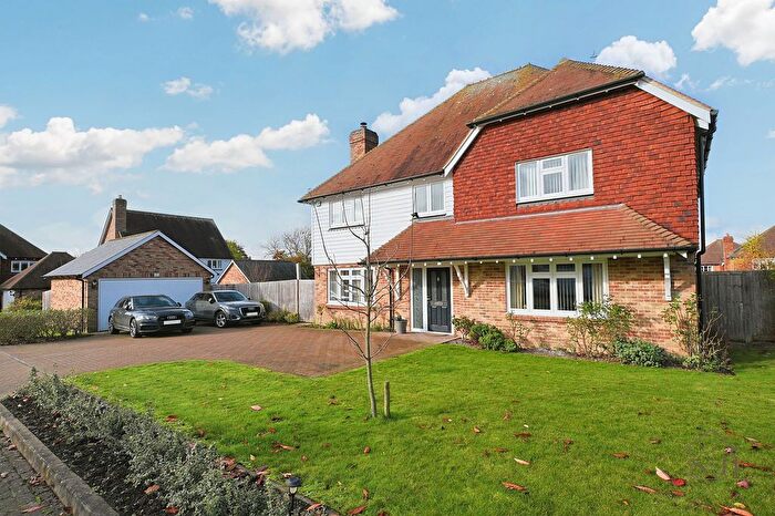 5 Bedroom Detached House For Sale In Badgers Close, Aldington, TN25