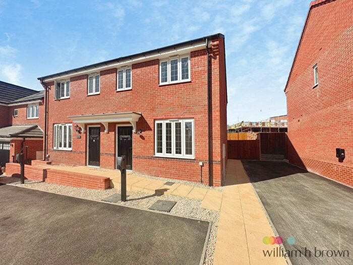 3 Bedroom Semi Detached House To Rent In Horsa Close, Grantham, NG34