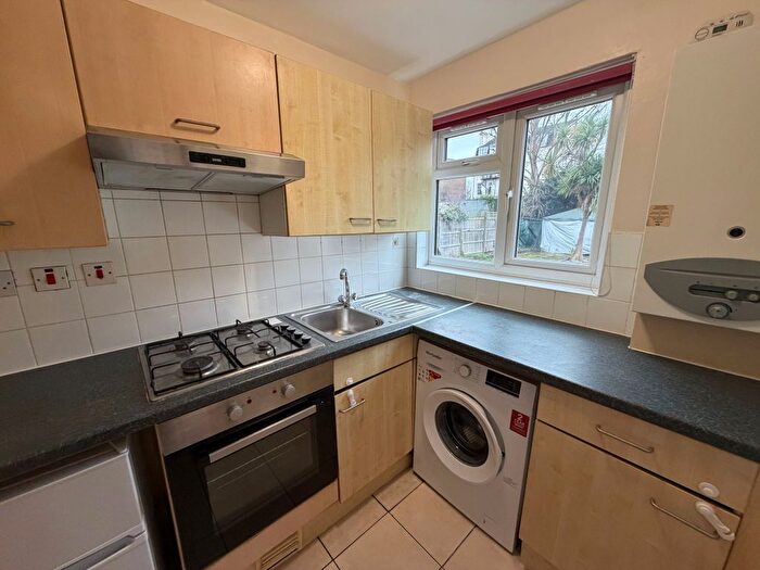 1 Bedroom Flat To Rent In Polworth Road, Streatham, SW16
