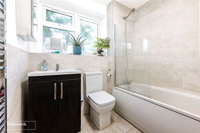 1 Bedroom Flat For Sale In Gordon Road, London, W4