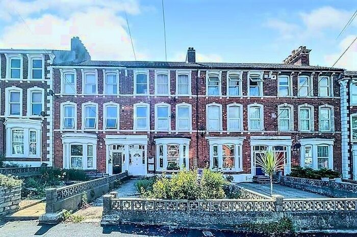 2 Bedroom Flat To Rent In Dorchester Road, Weymouth, DT4