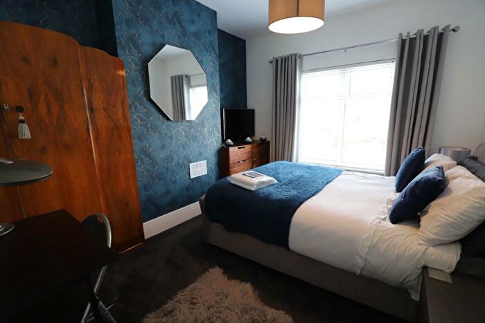 4 Bedroom Terraced House To Rent In Sneyd Terrace, Newcastle-under-Lyme, ST5