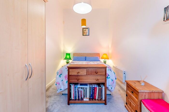 2 Bedroom Flat For Sale In Highcroft Road, Birmingham, B23