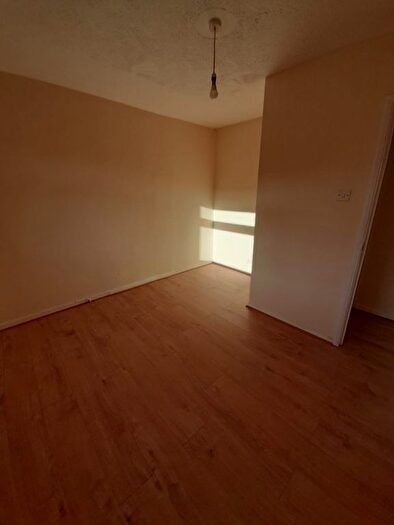 3 Bedroom Semi-Detached House To Rent In Denny Gardens, Dagenham, RM9