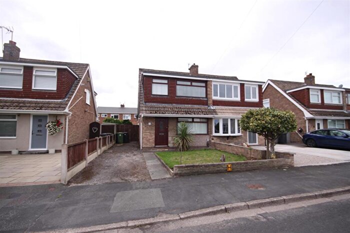 2 Bedroom Semi-Detached House For Sale In Yarrow Avenue, Maghull, L31