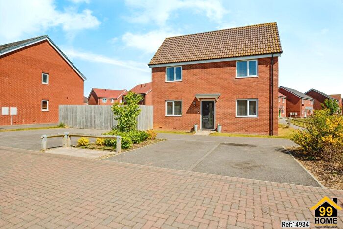 3 Bedroom Semi-Detached House For Sale In Rowland Way, Skegness, Lincolnshire, PE25