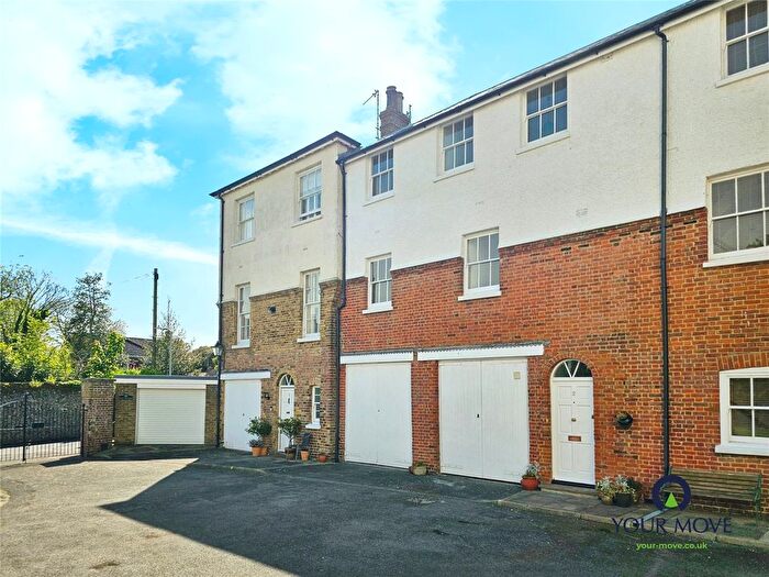3 Bedroom Terraced House To Rent In Stone House Mews, Lanthorne Road, Broadstairs, Kent, CT10