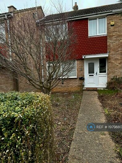 3 Bedroom Terraced House To Rent In Handcross Road, Luton, LU2