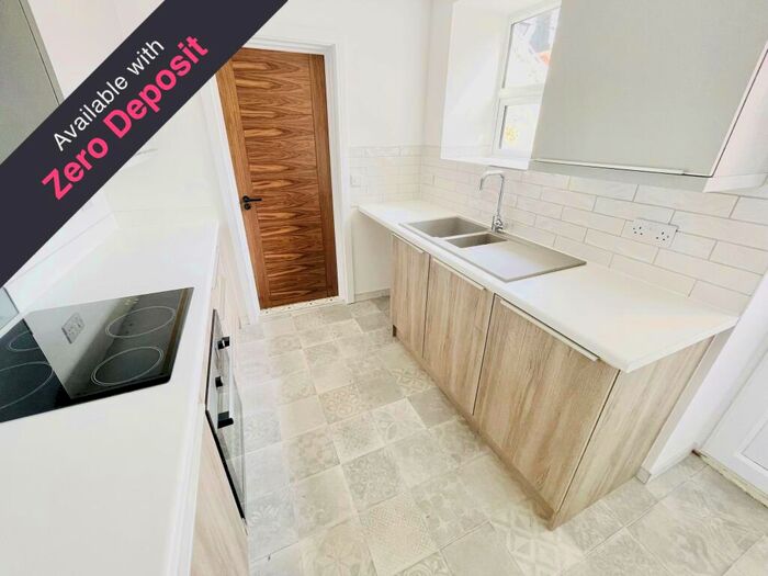 3 Bedroom Terraced House To Rent In Pleasant View, Treharris, CF46