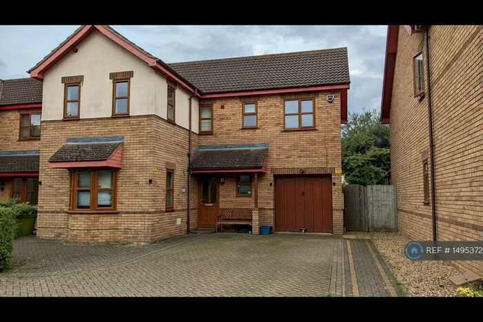 5 Bedroom Detached House To Rent In Pastern Place, Downs Barn, Milton Keynes, MK14