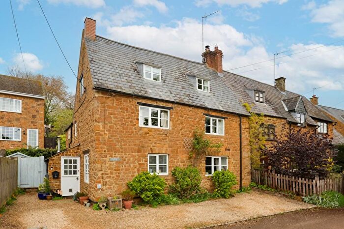 5 Bedroom Cottage For Sale In North Newington, Banbury, OX15