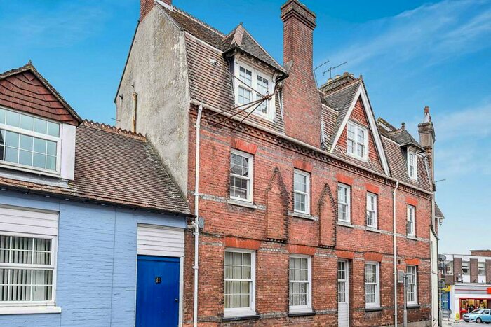 2 Bedroom Flat To Rent In Salisbury Street, Blandford Forum, DT11