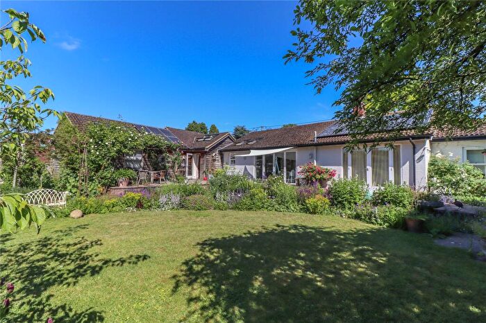 3 Bedroom Bungalow For Sale In Chilbolton, Stockbridge, Hampshire, SO20