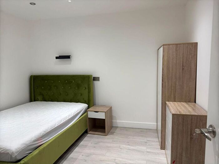 1 Bedroom Flat To Rent In Atherton Road, London, E7