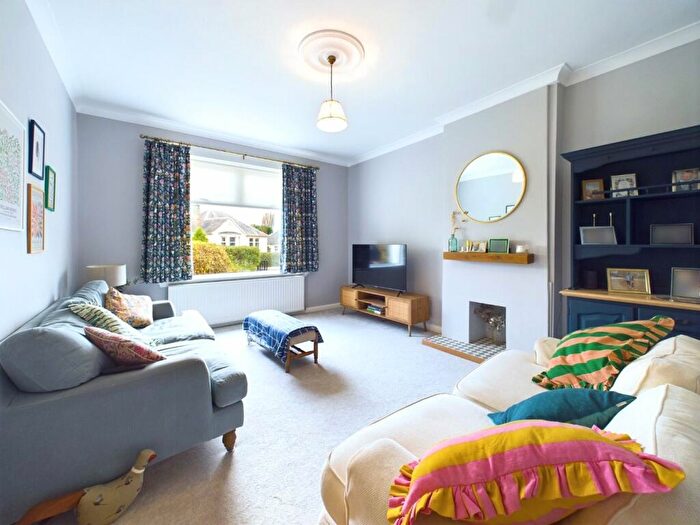 3 Bedroom Detached House To Rent In Drylaw Crescent, Blackhall, Edinburgh, EH4