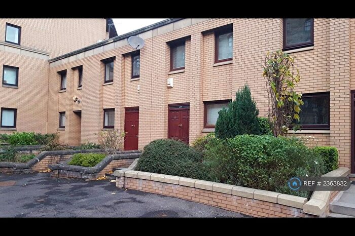 4 Bedroom Terraced House To Rent In Parsonage Square, Glasgow, G4