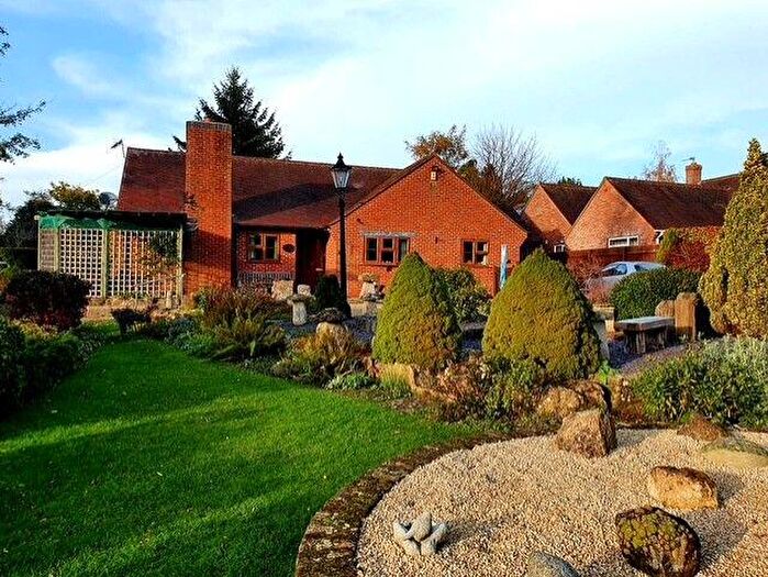 4 Bedroom Detached Bungalow For Sale In Westfield Road, Wheatley, OX33
