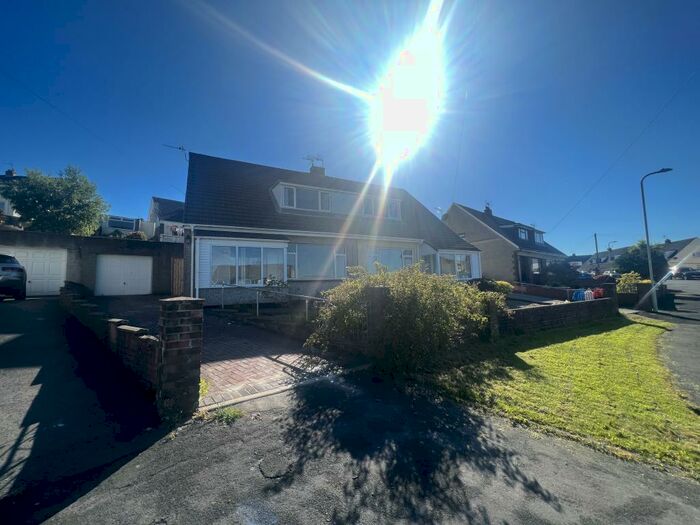 3 Bedroom Semi-Detached House To Rent In Treharne Drive, Pen-y-Fai, Bridgend, CF31