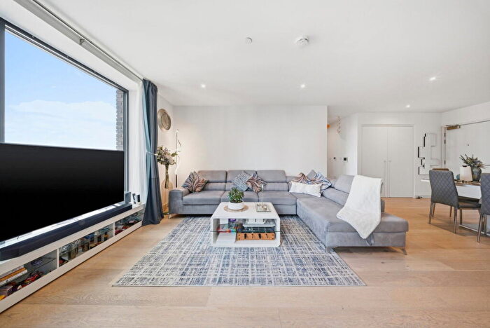 2 Bedroom Flat For Sale In John Cabot House, Royal Wharf, E16