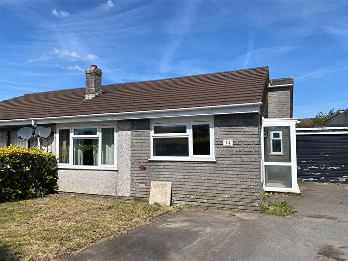 3 Bedroom Semi-Detached Bungalow For Sale In Tor View, Tregadillett, Launceston, Cornwall, PL15
