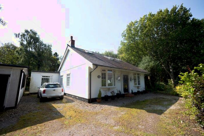3 Bedroom Detached Bungalow For Sale In Croston Drive, Rufford, Ormskirk, L40