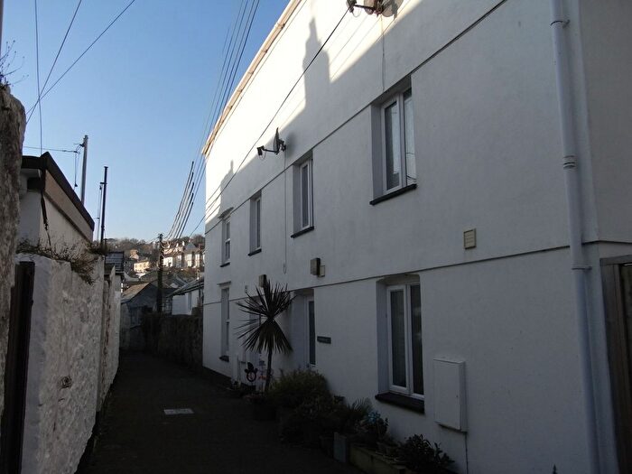 2 Bedroom Terraced House To Rent In New Road, Penzance, TR18