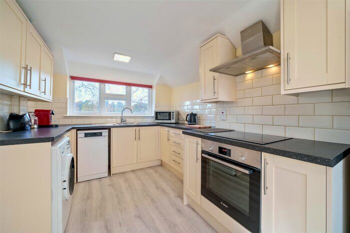 2 Bedroom Maisonette To Rent In Bagshot Road, Ascot, Berkshire, SL5