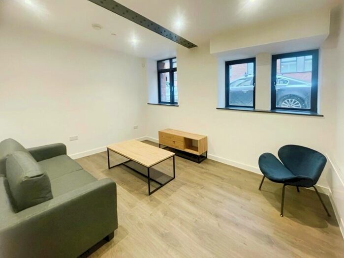2 Bedroom Apartment To Rent In Printing Press House, School Street, Manchester, M4