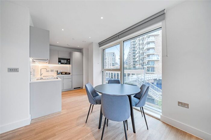 1 Bedroom Flat To Rent In Henley Cross, London, SE3