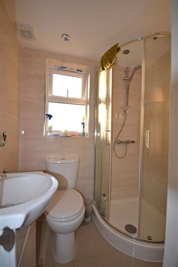 5 Bedroom Terraced House To Rent In King Edward Road, London, E17