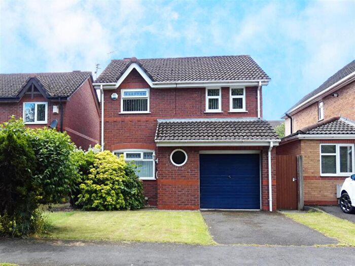 3 Bedroom Detached House For Sale In Oulton Lane, Huyton, Liverpool, L36