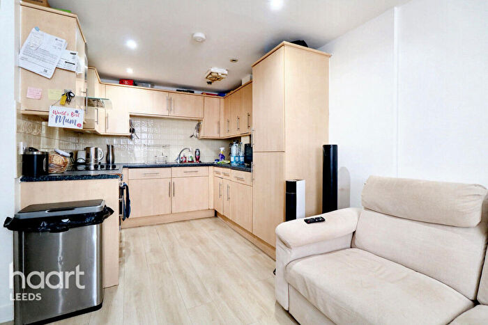 2 Bedroom Apartment For Sale In Mabgate, Leeds, LS9