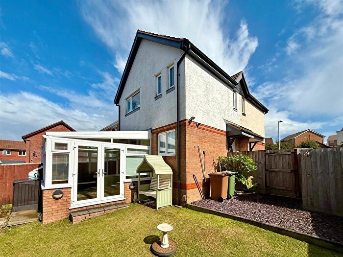 2 Bedroom End Of Terrace House For Sale In Staddiscombe, Plymouth, PL9